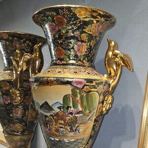 Vintage Royal Satsuma Gilded Porcelain Vase – Hand-Painted Moriage